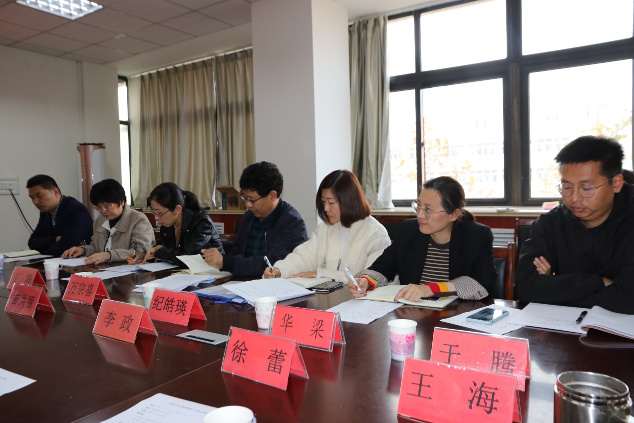 说明: C:\Users\Administrator\Desktop\20211118“学院办大学”督导服务工作队组到必威betway中文版督导考察\学院办大学督导照片\学院办大学督导照片\IMG_1315.JPG
